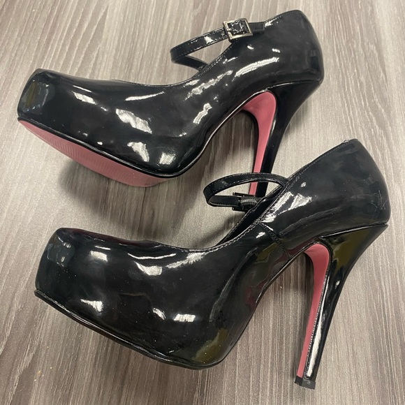 The Highest Heel black patent leather Mary Jane pumps size 9 - Picture 4 of 16